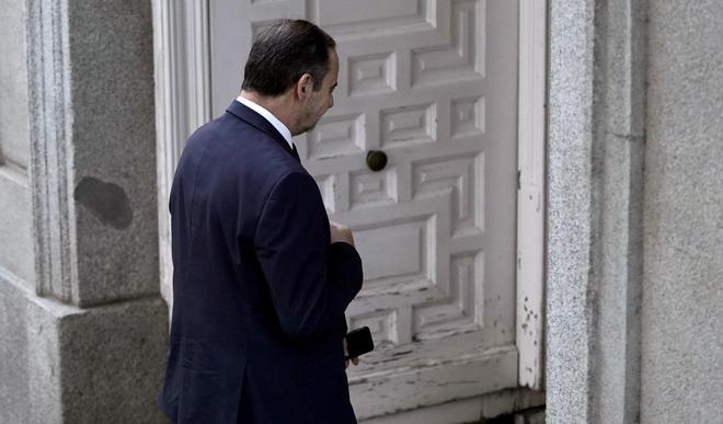 L’informe del PSOE diu que gairebé 200.000 euros dels seus ingressos «no són reals» sinó devolucions de diners avançats que no es va gastar