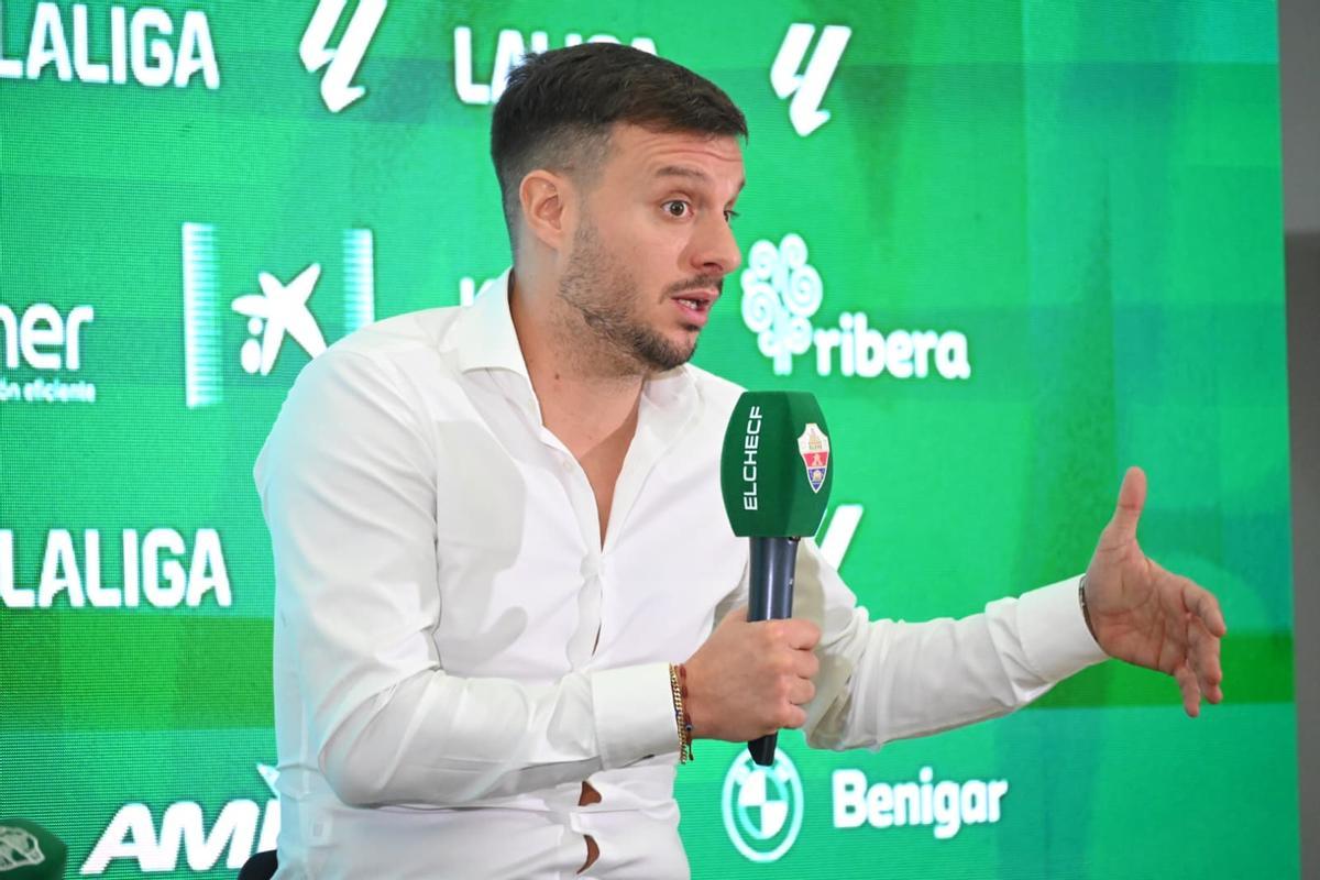 Presentación de Martín Anselmi, nuevo entrenador del Elche CF
