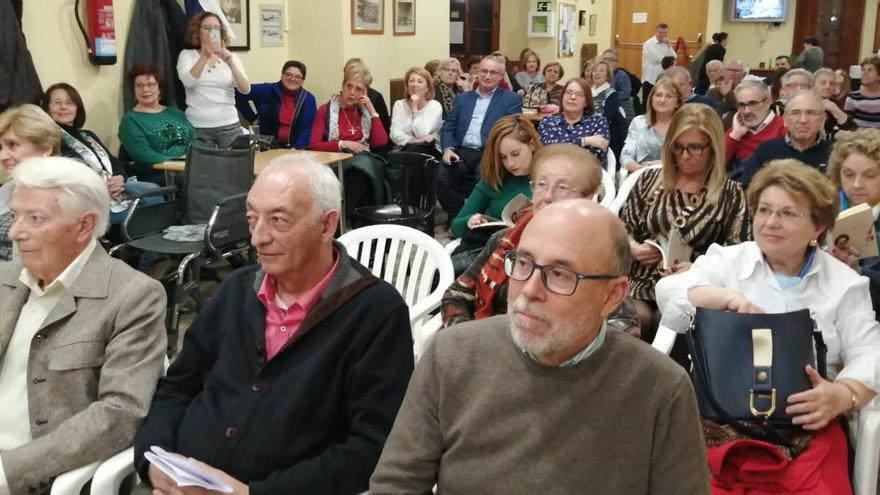 El candidato José Corbí, el expresidente Luis Fernando Pérez y el alcalde Alejandro García