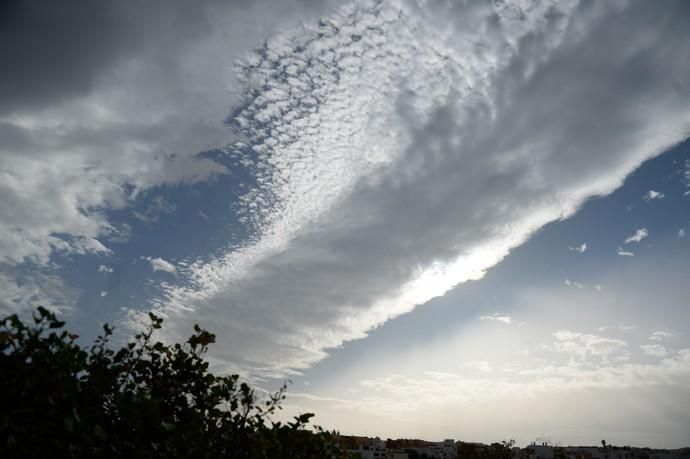 NUBES ARUCAS