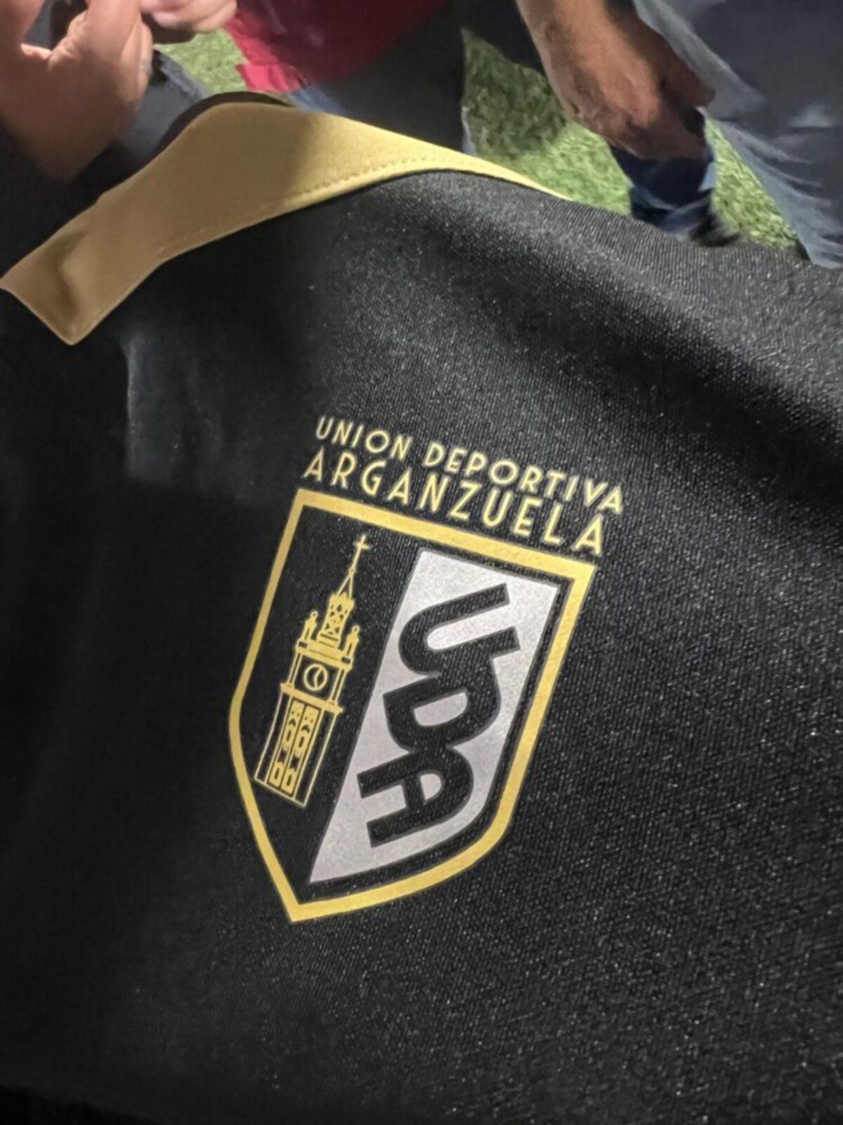 El escudo de la Unión Deportiva Arganzuela