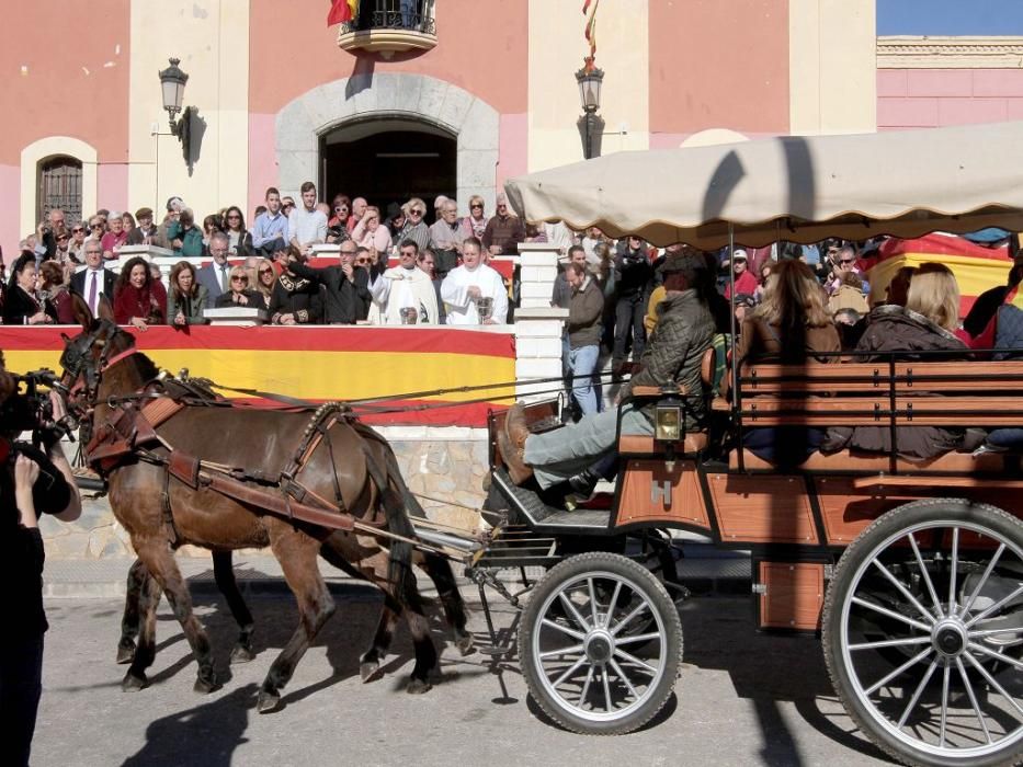 Los vecinos de Cartagena se han acercado junto a sus mascotas a recibir la bendición