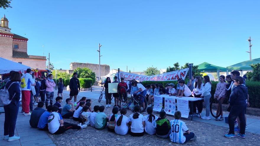 La alcazaba de Palma del Río se convierte en un circuito de tráfico