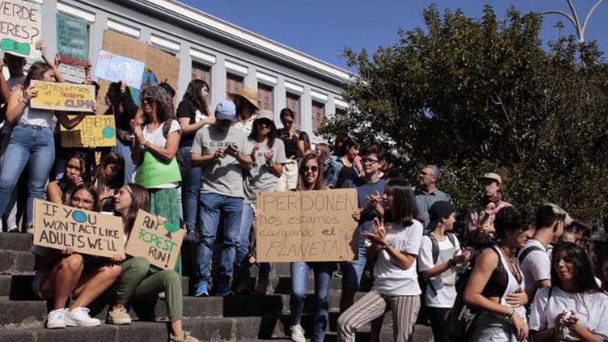 El 81% del profesorado de la ULL secunda la huelga mundial por el clima