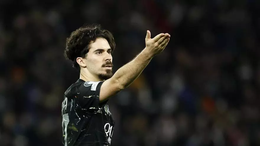 Vitinha haciendo fácil lo que es muy difícil: la brutal vaselina del portugués