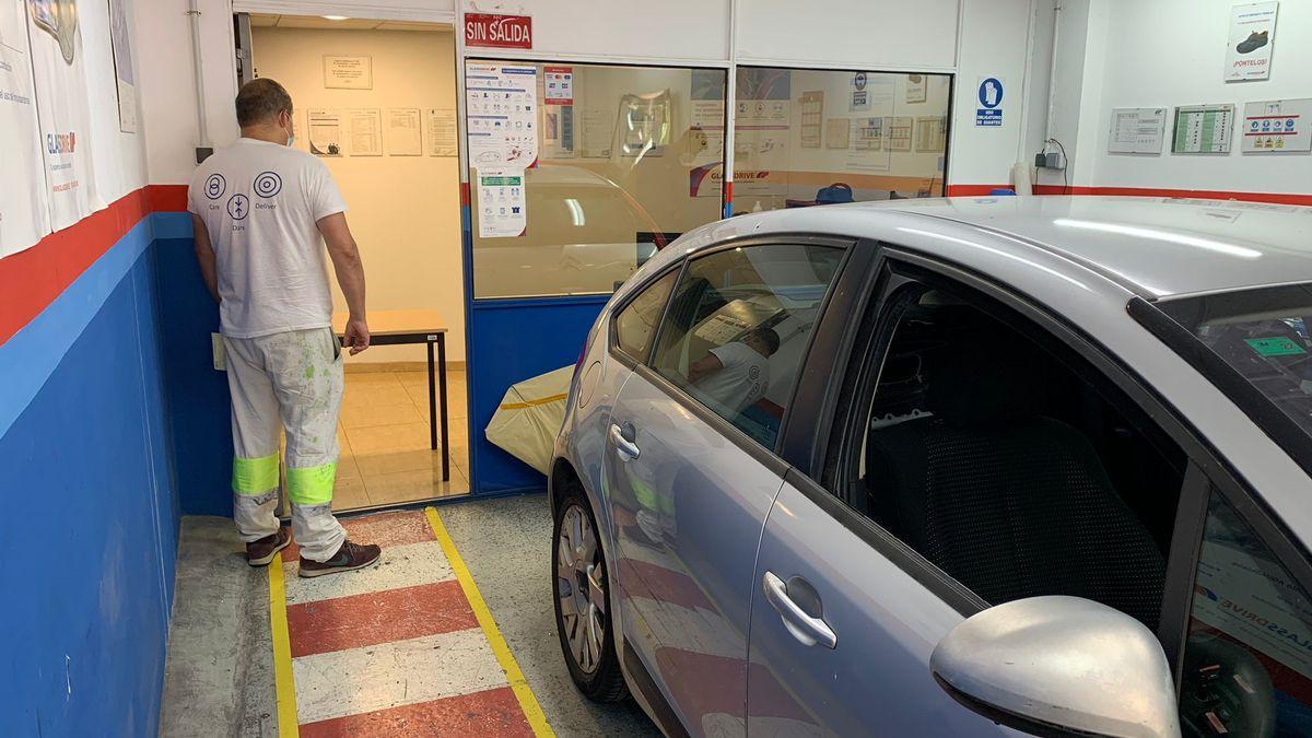 Vandalismo en la Vall d'Uixó con daños en más de 30 coches