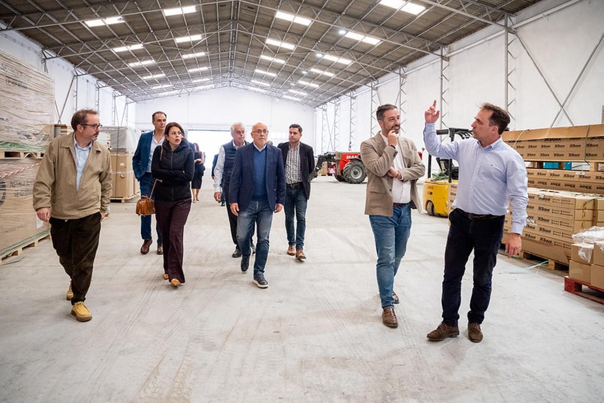 Raúl García Brick, Antonio Morales y Juan Peña durante su visita a El Goro.