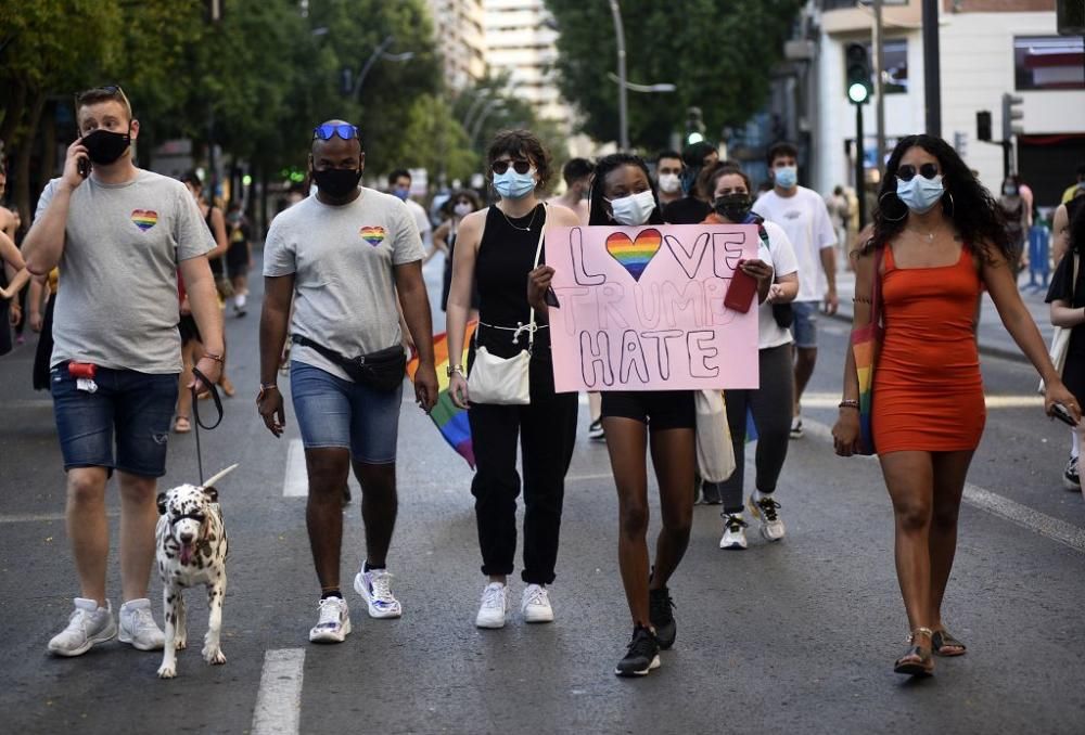 Cientos de personas se manifiestan en Murcia por un orgullo de clase y combativo