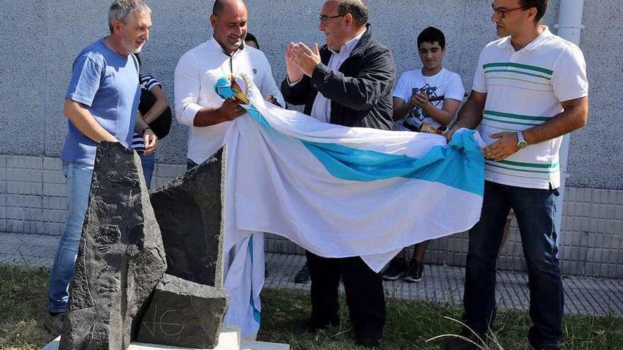 Inauguración de la obra de González en el Asorey.