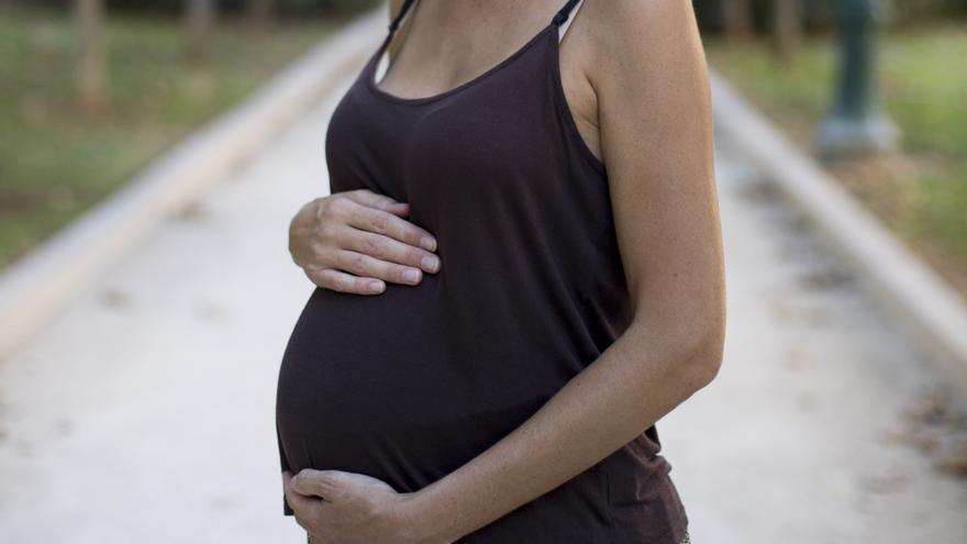 Las mujeres mayores de 40 años suman ya más de la mitad de los embarazos