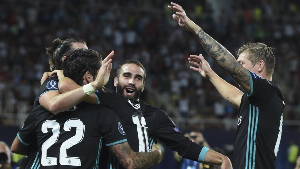 Los jugadores del Madrid celebran un gol en la Supercopa de Europa