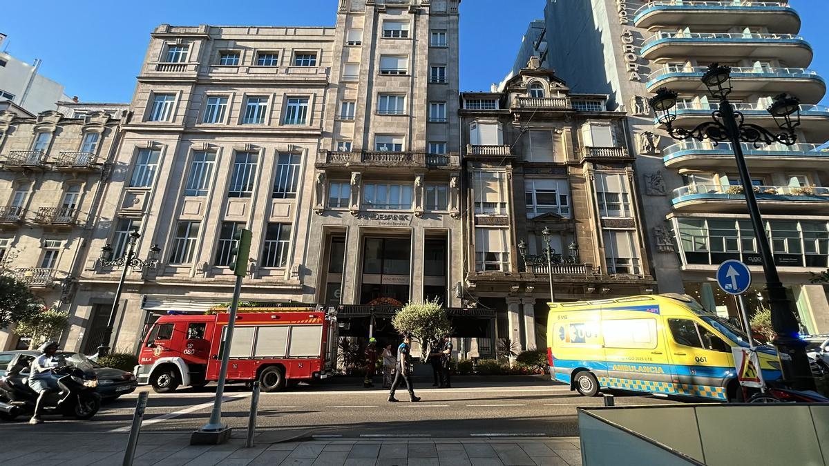 El incendio se produjo en el restaurante Peregrinus, situado en la calle Urzáiz.