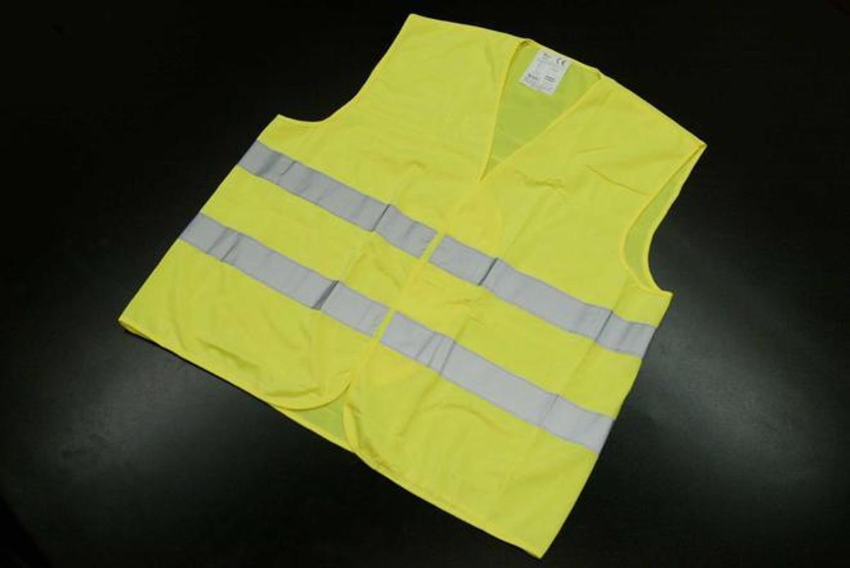 Chaleco reflectante ¿es obligatorio llevarlo en el coche este verano?