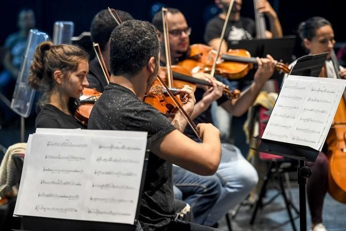 13-11-19 GENTE Y CULTURA. TEATRO DE LAS CULTURAS . CRUCE DE ARINAGA, ARGUIMES. Música. Reportaje con los protagonistas de 'México Sinfónico'. Fotos: Juan Castro.  | 13/11/2019 | Fotógrafo: Juan Carlos Castro