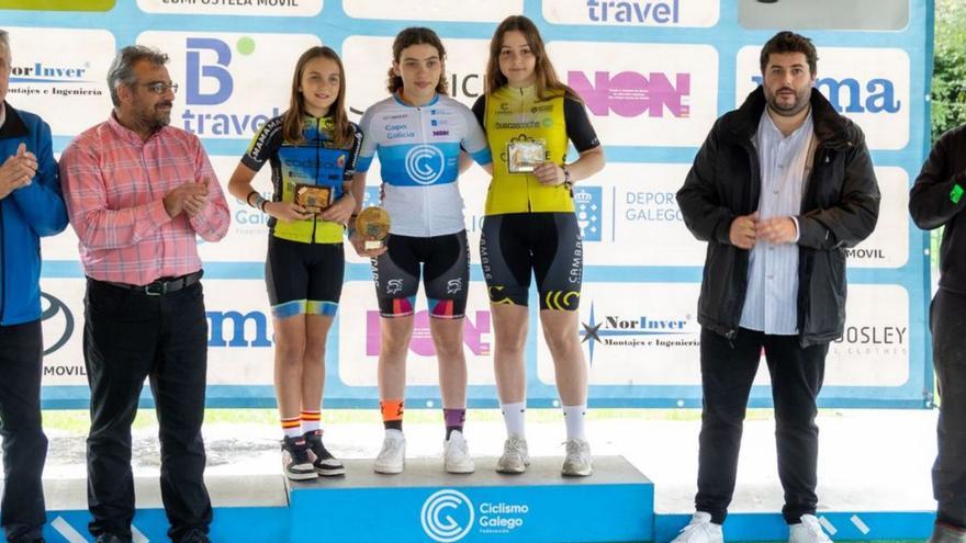 Entrega de trofeos del séptimo Ciclocross de Betanzos