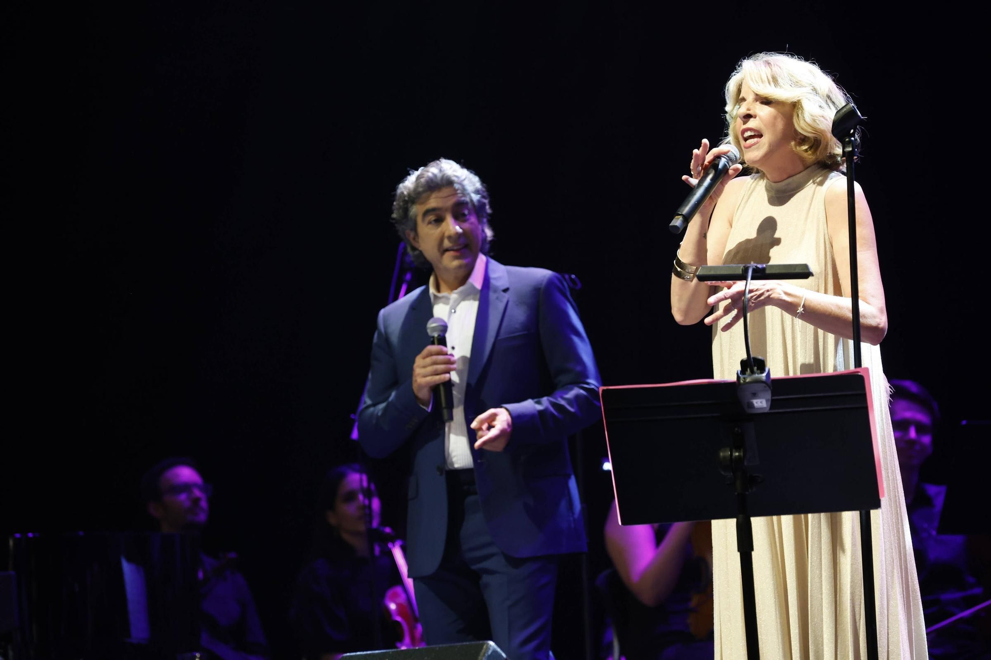 Así fue el concierto de Sole Giménez y Juan Valderrama en Gijón (en imágenes)