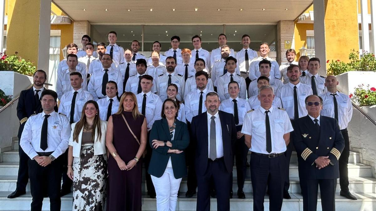 PROFESORES ALUMNOS Y DIRECTIVOS.