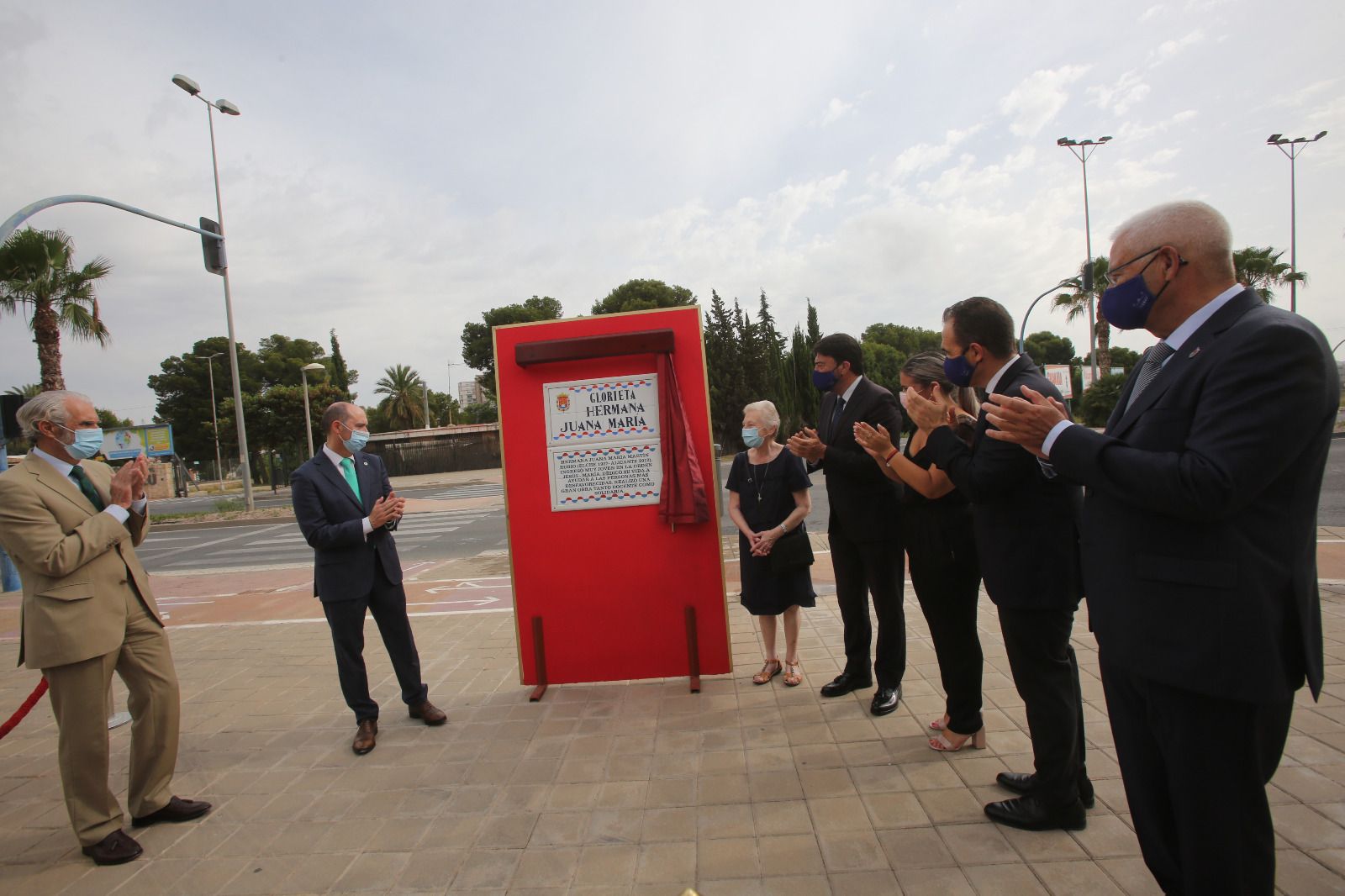 Inauguración de la rotonda Sor Juana María en Alicante