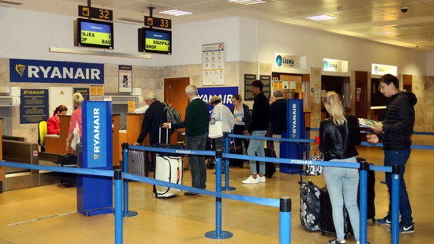 Els mostradors de Ryanair a Girona el 28 de setembre del 2018.