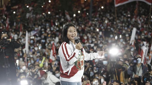 Fujimori, durante un acto electoral de la pasada campaña.