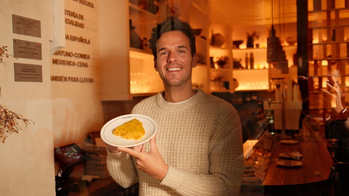 Víctor Naranjo, "orgulloso" de lo que ha logrado con la tortilla de su abuela pero "con ganas de llegar mucho más lejos"