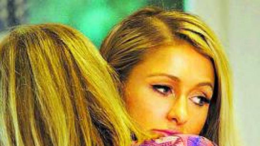 Paris Hilton revela que sufrió &#039;bullying&#039; en su juventud