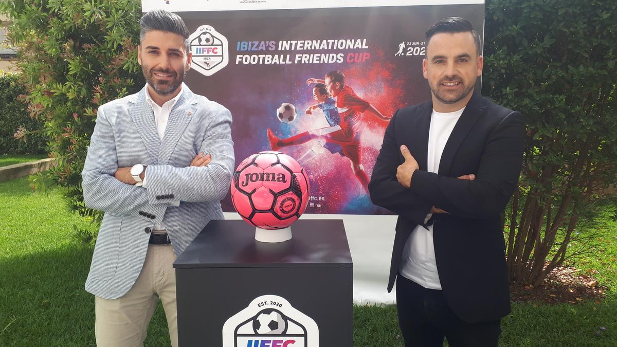 Daniel Morata y Cristian Carranza, organizadores del &#039;Ibiza&#039;s International Football Friends Cup&#039;. 