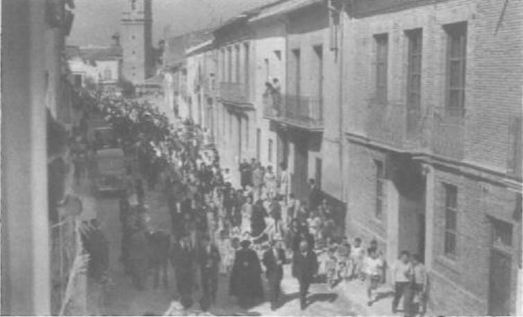 Algunas de las imágenes incluidas en la publicación a lo largo de los años.