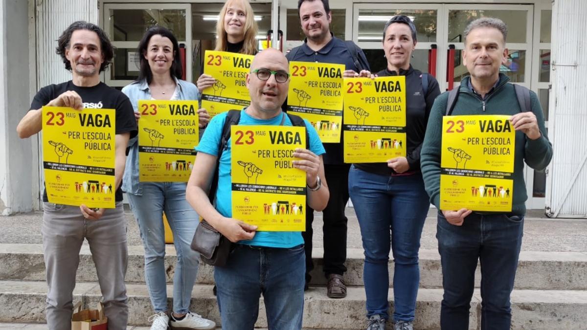 Profesores del Camp de Morvedre en la concentración de esta semana.