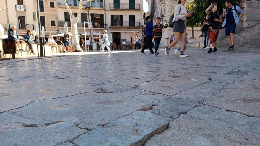 Sóller restaurará el histórico empedrado frente a la parroquia