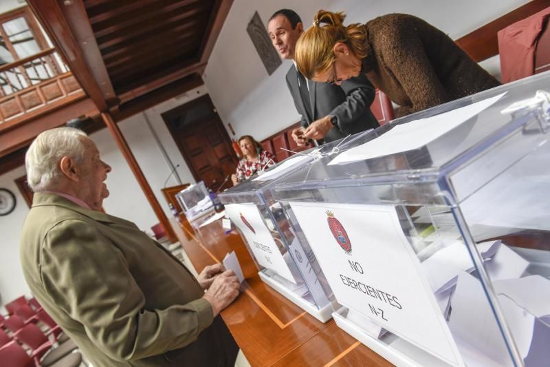 31-01-20 GENTE Y CULTURA. COLEGIO DE ABOGADOS. LAS PALMAS DE GRAN CANARIA. Votaciones para el cambio de nombre en el Colegio de Abogados.     Fotos: Juan Castro.  | 31/01/2020 | Fotógrafo: Juan Carlos Castro