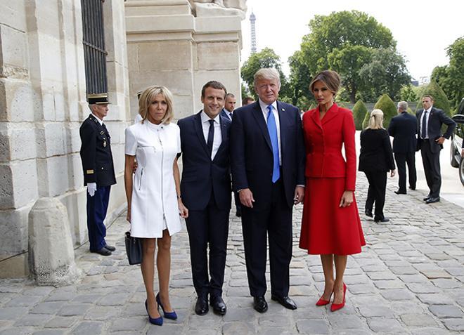 Emmanuel y Brigitte Macron junto a Donald y Melania Trump durante su visita a París