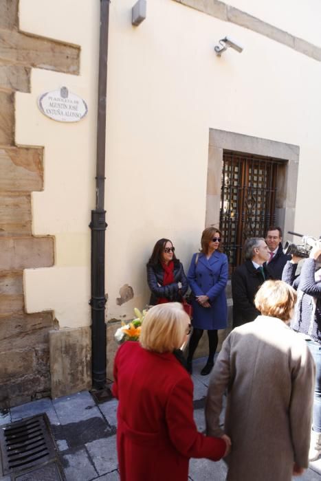 Plazoleta en Gijón con el nombre de Agustín Antuña