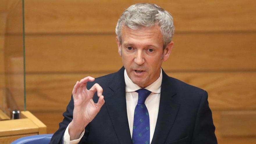 Alfonso Rueda durante la sesión de control del Parlamento.