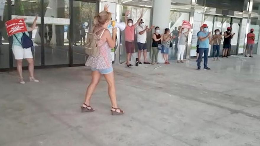 Aena retira los carros portaequipajes del aeropuerto de Palma ante la huelga