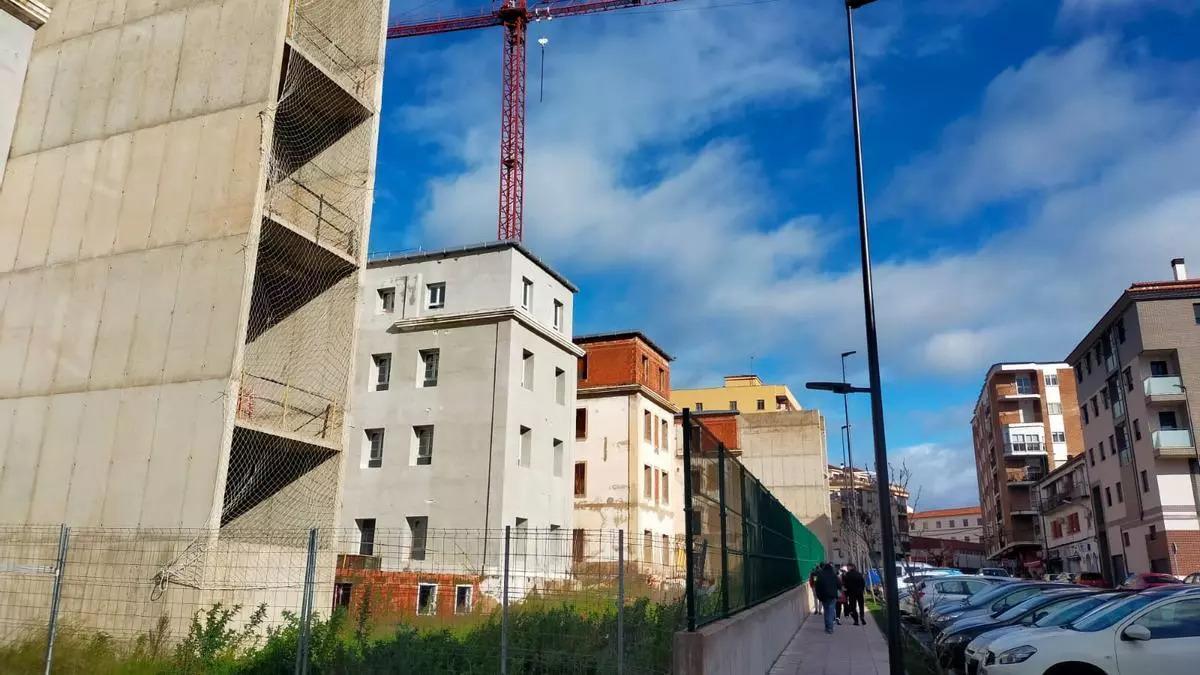 Plasencia valora en más de 3,3 millones las obras que faltan para terminar su nueva residencia de mayores.