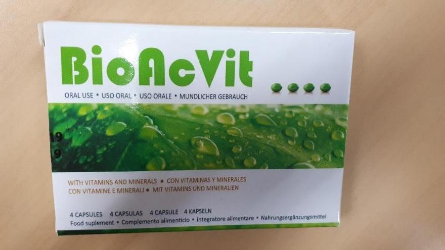 Una caja de Bioacvit Cápsulas.