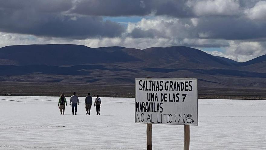 La fiebre del 'oro blanco' rompe a las comunidades indígenas