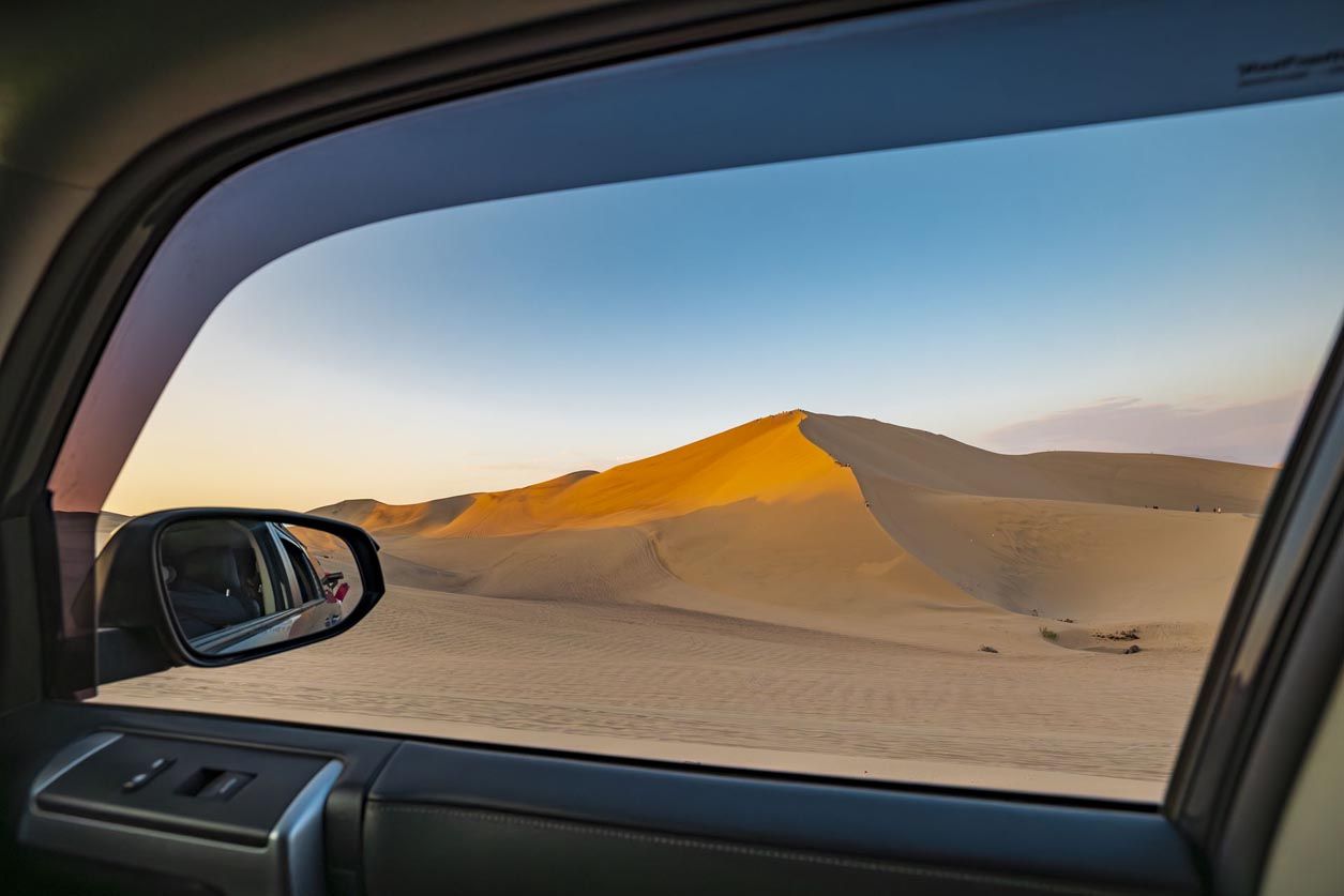 Huacachina se esconde en el desierto de Ica