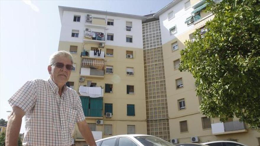 Del Plan Renfe a la lucha contra la droga: las asociaciones vecinales de Córdoba reivindican el legado del cura Juan Perea por su compromiso con la ciudad