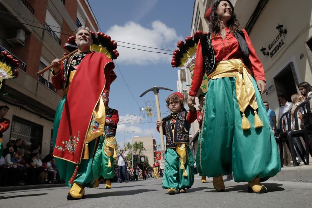 Desfile infantil de los Moros y Cristianos de Petrer