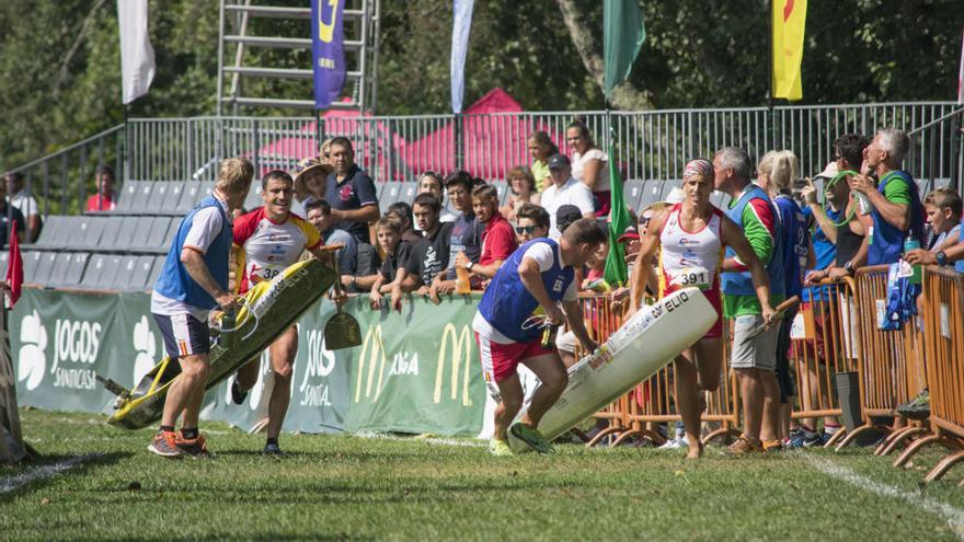 Imagen de uno de los porteros de la prueba de C-1 del Mundial de Maratón en Vila Verde.