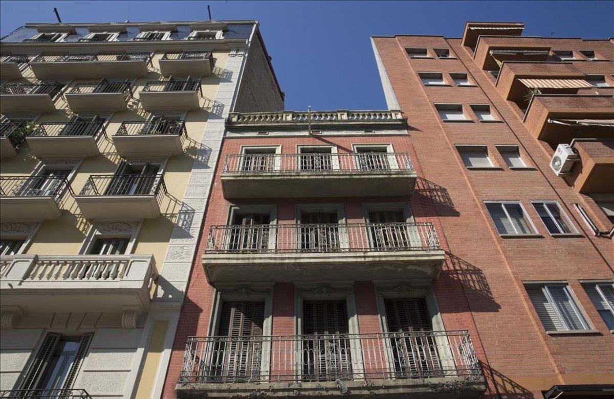 Gran Via, 339, edificio en el que vivió Roberto Bolaño.