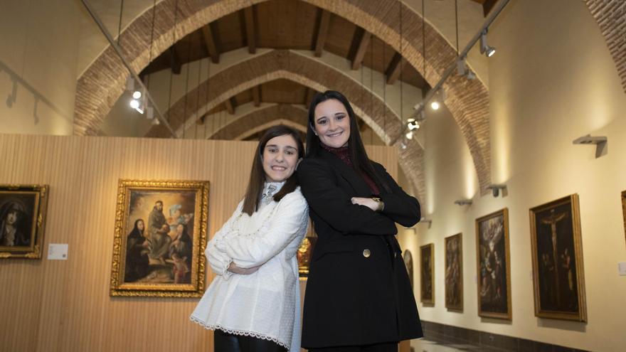 Marta Lozano y Daniela Serralta, Falleras Mayores de Gandia, preparadas para la Crida
