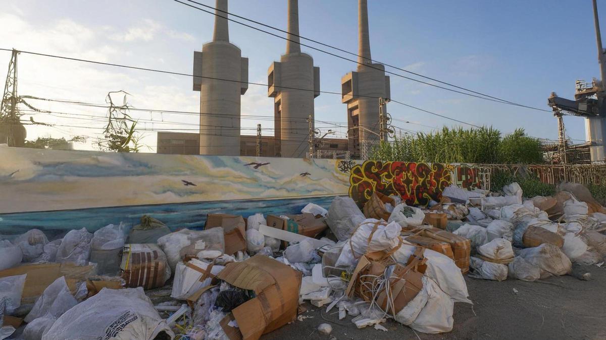 Abocament al costat de l’avinguda Maresme de Sant Adrià de Besòs.  | FERRAN NADEU
