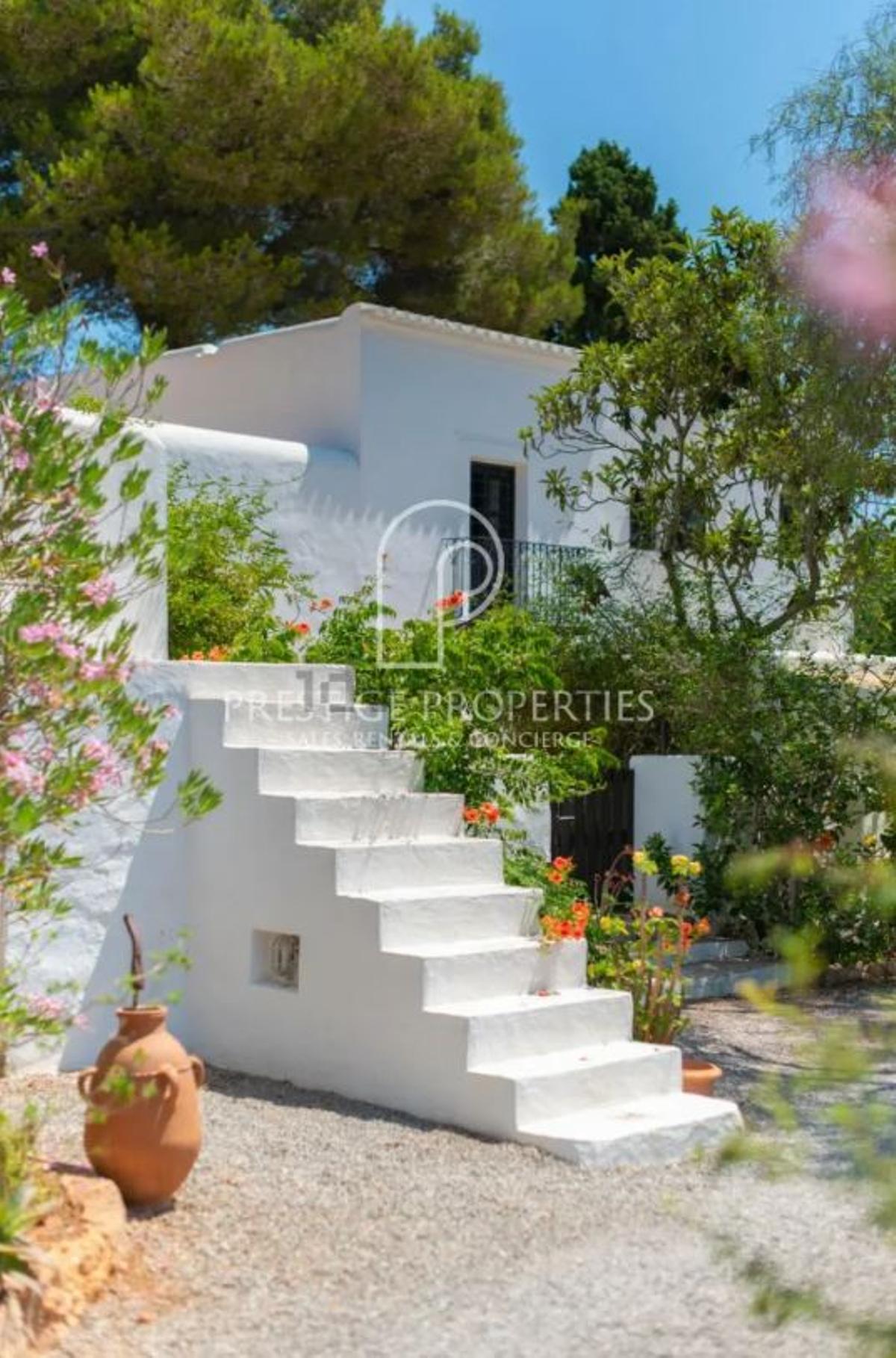 A la venta la casa payesa de un Premio Pulitzer que vivió en Ibiza