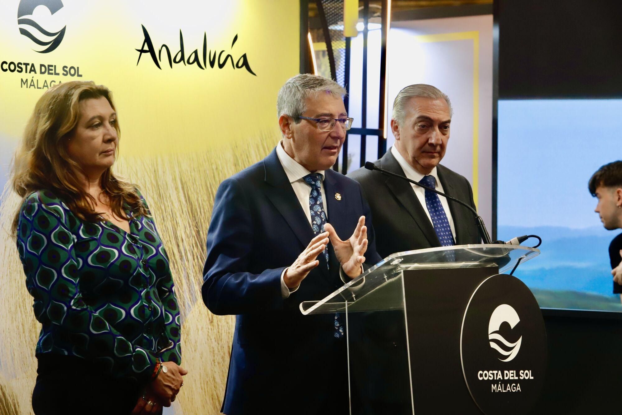 Presentación de la campaña de Turismo Costa del Sol para recuperar mercado nacional en Fitur 2025