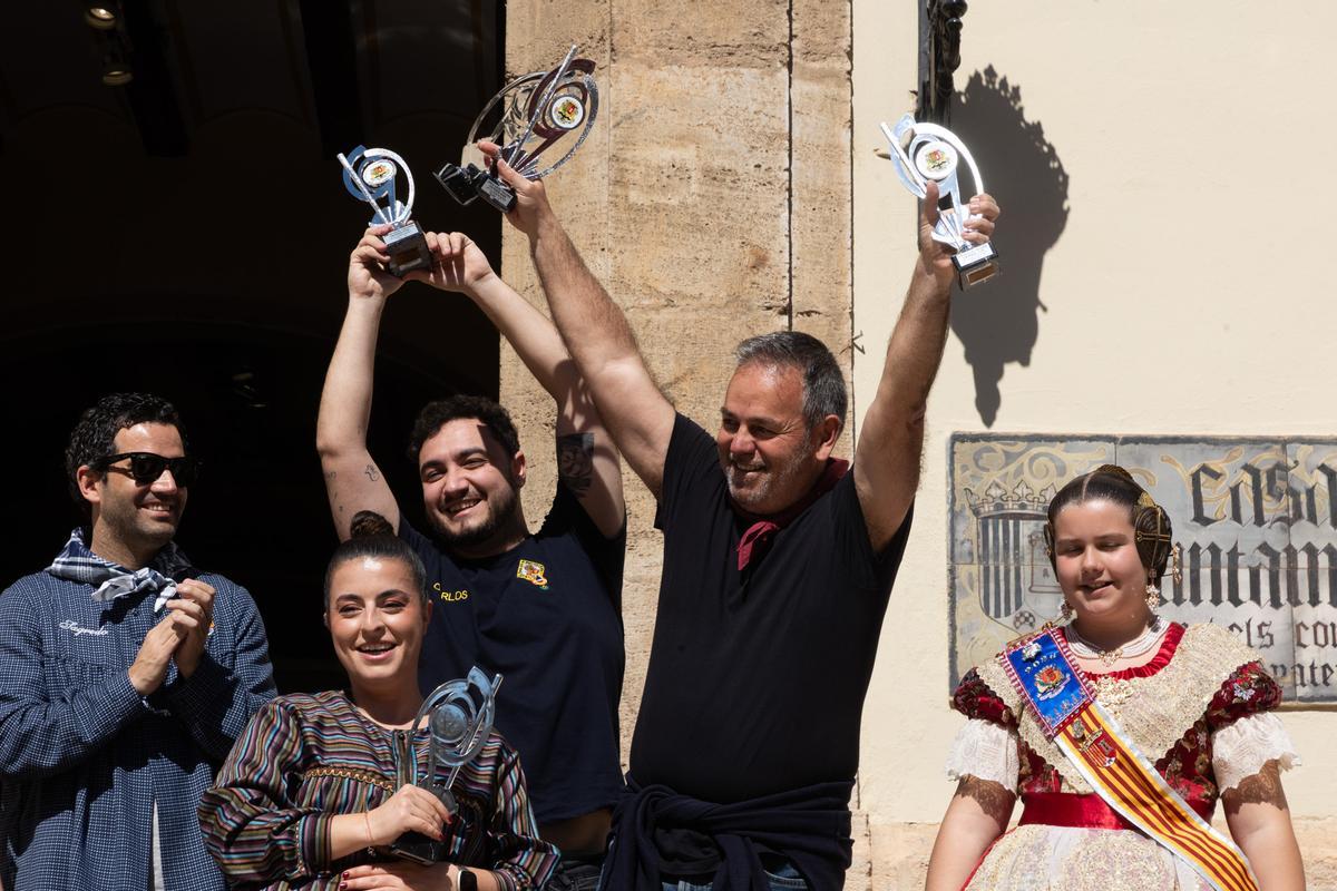 La Cañada gana el premio a la Falla en Paterna La Cañada gana el premio a la Falla en Paterna