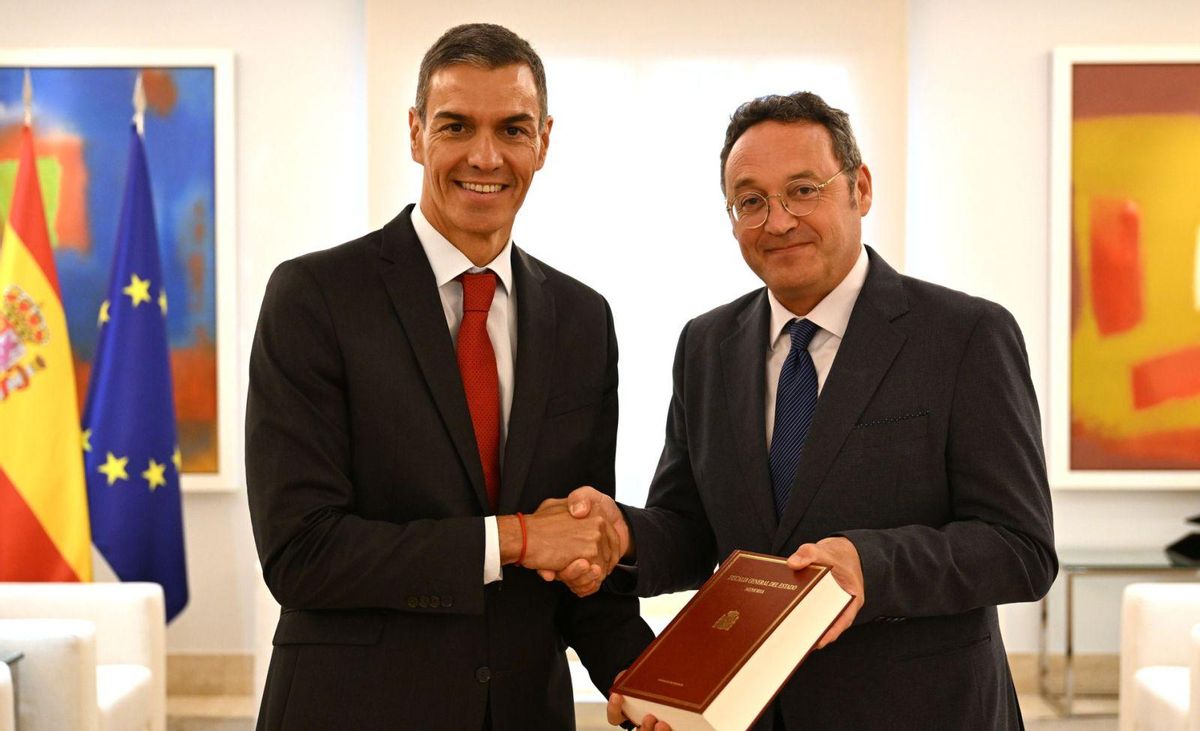 El fiscal general no fa cas de les crítiques i avui anirà a una crispada obertura judicial El fiscal general no fa cas de les crítiques i avui anirà a una crispada obertura judicial