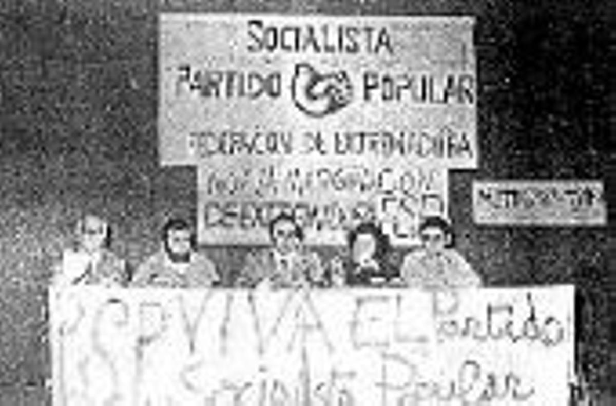 Y la democracia levantó el telón